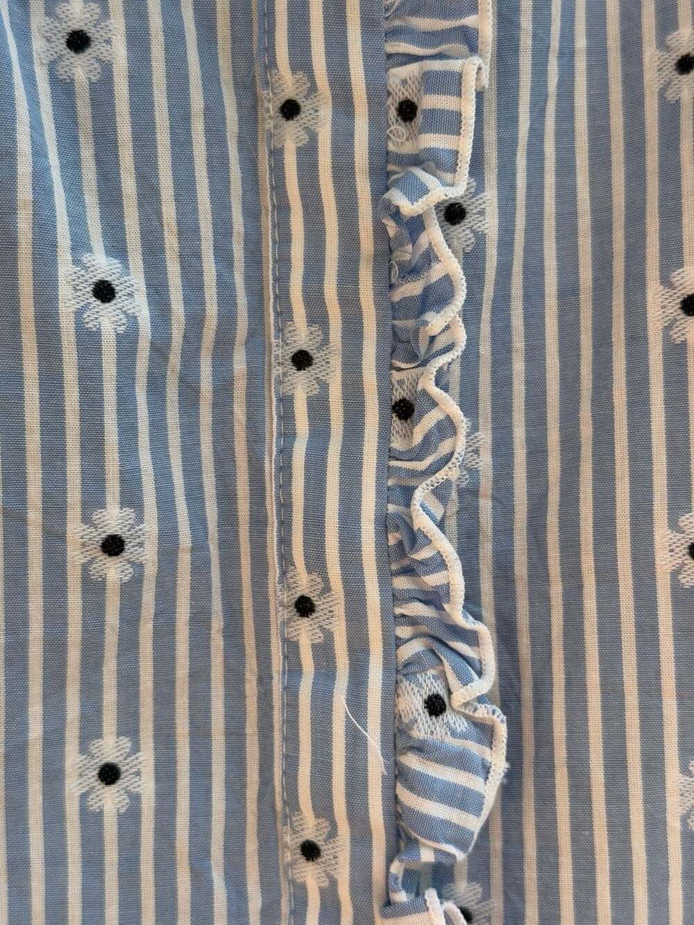 LOFT Blue Striped Floral Embroidered Ruffle Sleeveless Blouse Size M - Picture 4 of 7